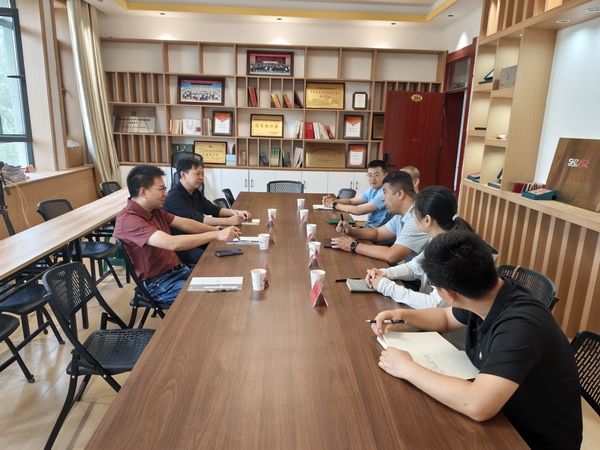 与塔里木大学人才招聘处座谈3.jpg